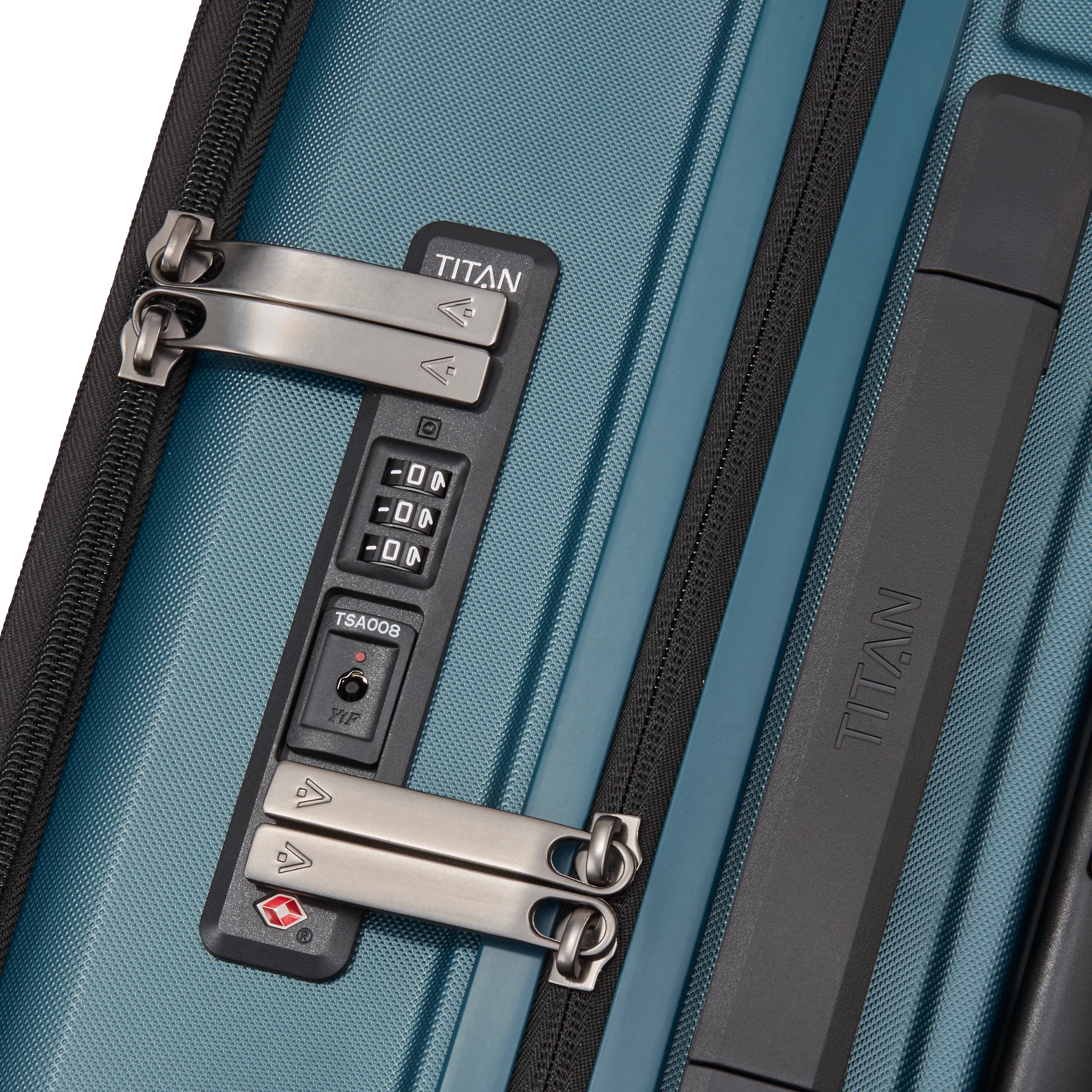 Ein TITAN Koffer der Serie LITRON mit Vortasche Nahaufnahme in petrol